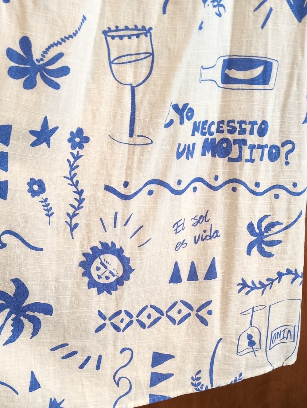 NWOT Paper Heart Anthropologie Day Drinks Blue White Graphic Maxi Skirt Size M - Picture 3 of 6